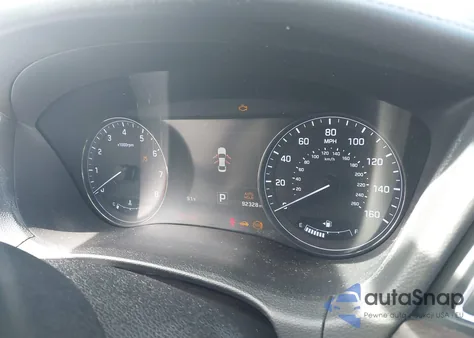 2015 Hyundai Genesis 5.0 z USA, uszkodzony, nr VIN KMHGN4JF5FU038797